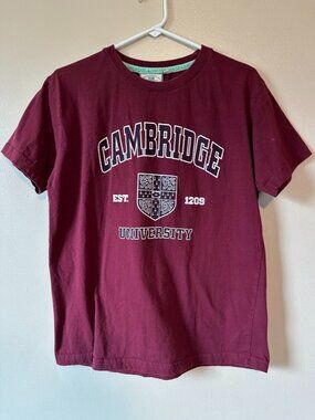 Authentic University of Cambridge short sleeve t-shirt size L (UK)